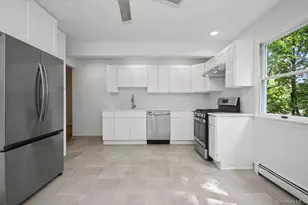 44 Schriever Ln, New City, NY 10956 - Photo 7