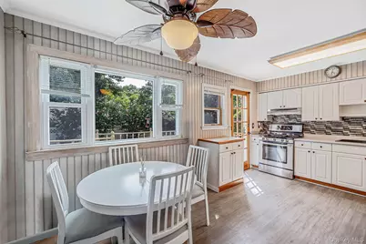 117 Bryan Avenue, Amityville, NY 11701 - Photo 5