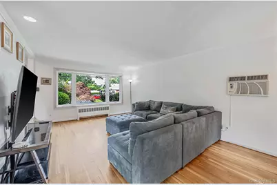 117 Bryan Avenue, Amityville, NY 11701 - Photo 3