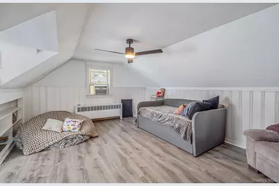 117 Bryan Avenue, Amityville, NY 11701 - Photo 19