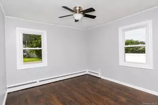 132 48th St, Lindenhurst, NY 11757 - Photo 7