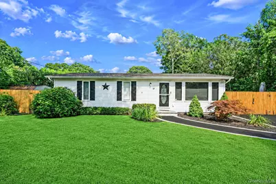 117 Broadway, Shirley, NY 11967 - Photo 1