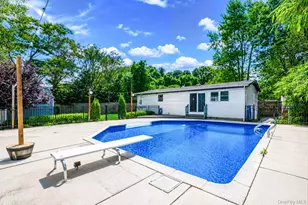 117 Broadway, Shirley, NY 11967 - Photo 7