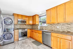 117 Broadway, Shirley, NY 11967 - Photo 13
