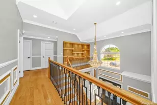 14 Lindsey Pl, Holbrook, NY 11741 - Photo 9