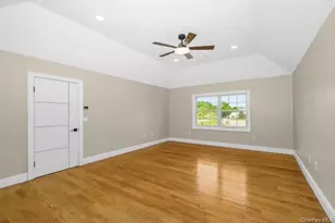 14 Lindsey Pl, Holbrook, NY 11741 - Photo 11