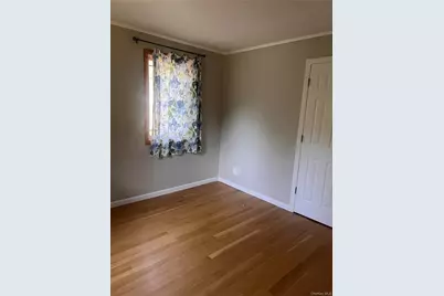 1375 W Main Street, Riverhead, NY 11901 - Photo 29