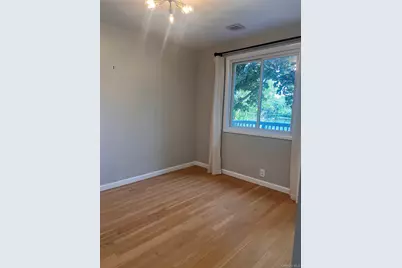 1375 W Main Street, Riverhead, NY 11901 - Photo 23