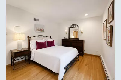 1846 Muttontown Road, Syosset, NY 11791 - Photo 17