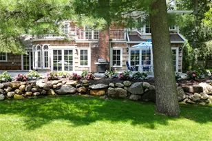 1846 Muttontown Rd, Syosset, NY 11791 - Photo 5