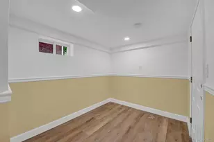 254-07 60th Ave, Little Neck, NY 11362 - Photo 27