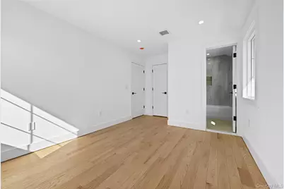 38-40 215 Street, Flushing, NY 11361 - Photo 19