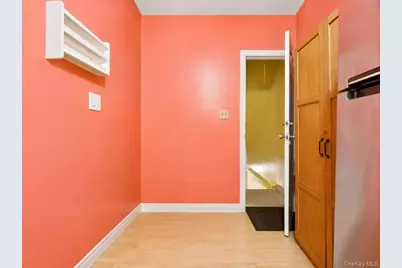 937 Duncan Street, Bronx, NY 10469 - Photo 7