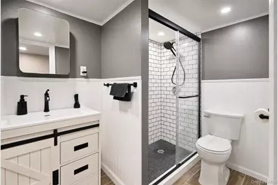 12 W 14th Road, Far Rockaway, NY 11693 - Photo 17