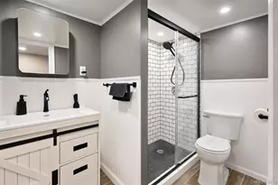 12 W 14th Rd, Far Rockaway, NY 11693 - Photo 17