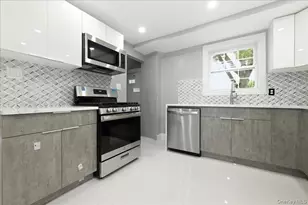 415 Leonard Blvd, New Hyde Park, NY 11040 - Photo 9