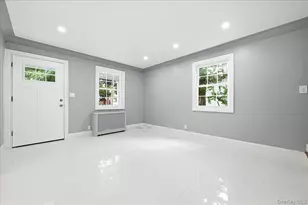 415 Leonard Blvd, New Hyde Park, NY 11040 - Photo 7
