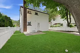 415 Leonard Blvd, New Hyde Park, NY 11040 - Photo 27