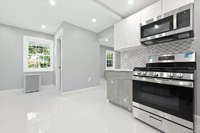 415 Leonard Boulevard, New Hyde Park, NY 11040 - Photo 13