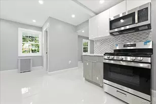 415 Leonard Blvd, New Hyde Park, NY 11040 - Photo 13