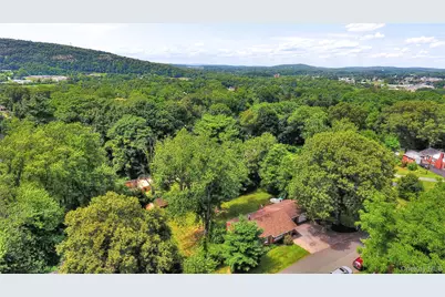 10 Oak Ridge Drive, New Windsor, NY 12553 - Photo 35