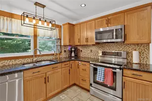 10 Oak Ridge Dr, New Windsor, NY 12553 - Photo 9
