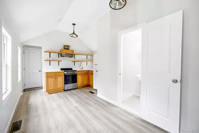 27 Walnut Avenue #2, Setauket, NY 11733 - Photo 9
