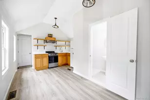 27 Walnut Ave, Setauket, NY 11733 - Photo 9