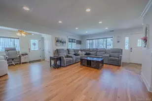 484 Washington Ave, Lindenhurst, NY 11757 - Photo 5