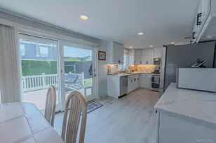 484 Washington Ave, Lindenhurst, NY 11757 - Photo 11