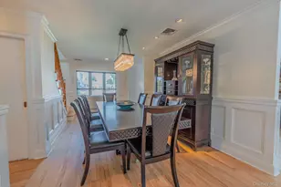 484 Washington Ave, Lindenhurst, NY 11757 - Photo 13