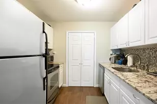81 Richmond Blvd, Ronkonkoma, NY 11779 - Photo 5