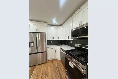 17205 89th Avenue, Jamaica, NY 11432 - Photo 3
