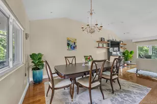 54 Sullivan Dr, Jericho, NY 11753 - Photo 5