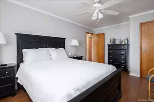 242 Seidman Pl, Franklin Square, NY 11010 - Photo 9