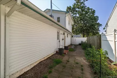 9 Robinson Drive, Shirley, NY 11967 - Photo 21
