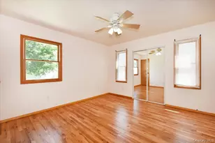 257 Maple St, Massapequa Park, NY 11762 - Photo 15