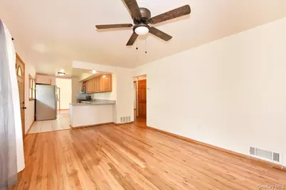257 Maple Street, Massapequa Park, NY 11762 - Photo 7