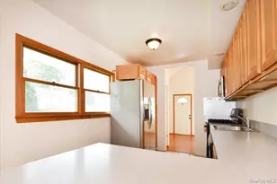 257 Maple St, Massapequa Park, NY 11762 - Photo 11