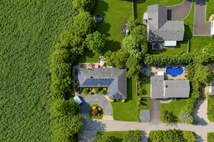 5 Reinhardt Ct, Blue Point, NY 11715 - Photo 3