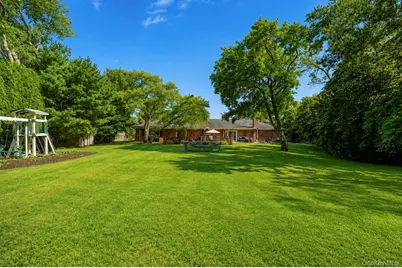 5 Reinhardt Court, Blue Point, NY 11715 - Photo 9