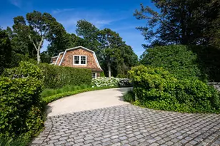 1140 Park Ave, Mattituck, NY 11952 - Photo 3