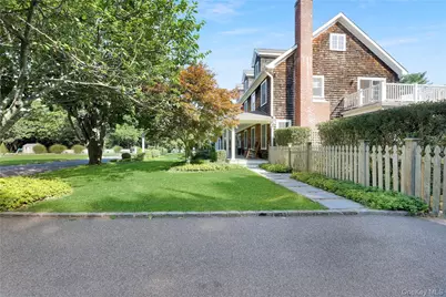 65 Watchogue Avenue, East Moriches, NY 11940 - Photo 3