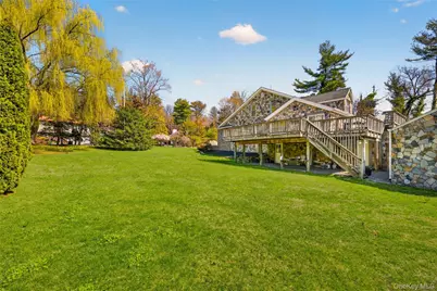 24 Old Knollwood Road, White Plains, NY 10607 - Photo 37