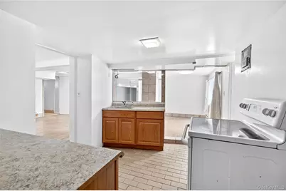24 Old Knollwood Road, White Plains, NY 10607 - Photo 27
