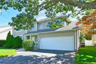 196 Cranberry Ct, Melville, NY 11747 - Photo 3