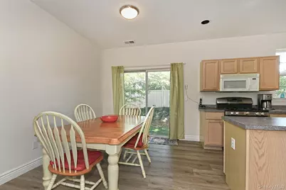 196 Cranberry Court, Melville, NY 11747 - Photo 11