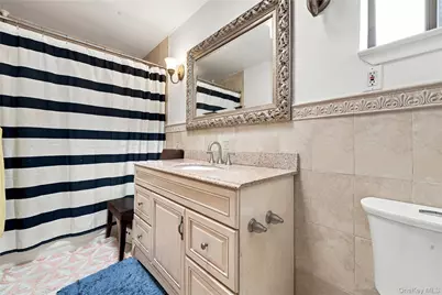 3-27 128th Street #21D, College Point, NY 11356 - Photo 17