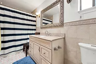 3-27 128th St, College Point, NY 11356 - Photo 17