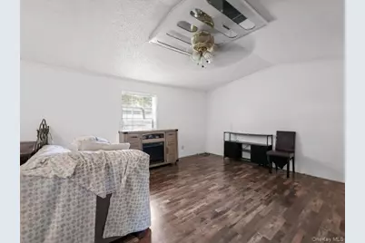 13 Mindy Lane, Bohemia, NY 11716 - Photo 7